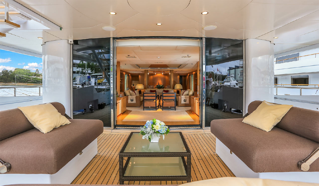 Large yacht main deck